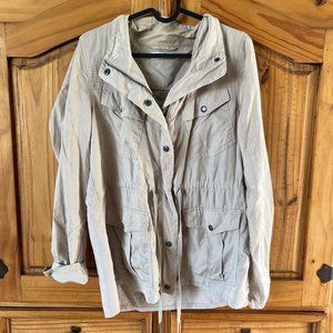 Military-Style Cargo Jacket – Light Sand, Utility Spring Outerwear (Medium)